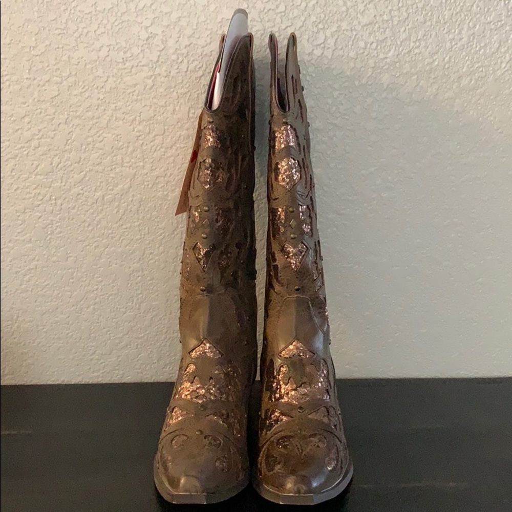 Rose gold/brown glitter boots